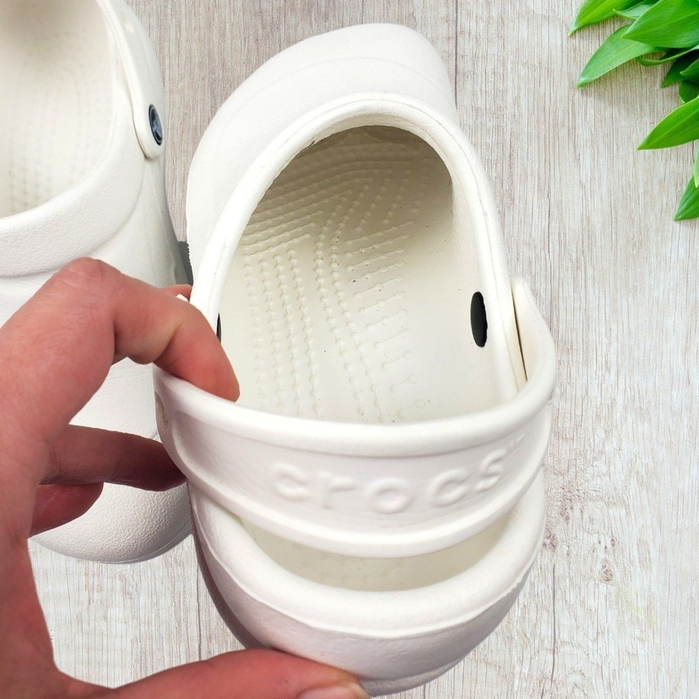 Crocs Bistro Work Clog White Slip Resistant Chef Nursing Shoes Mens 7 Womens 9 - Picture 8 of 8